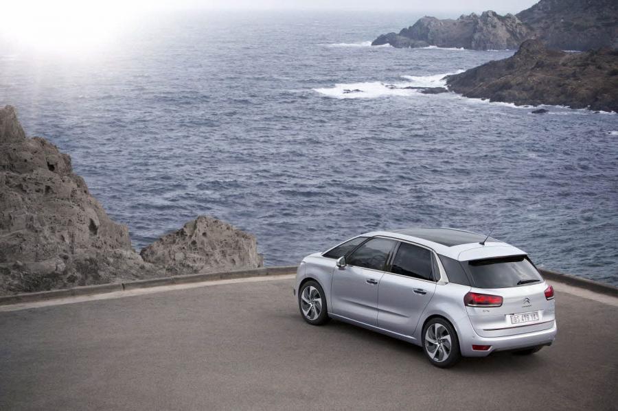  Citroen C4 Picasso 2013 года  (фото 5 из 50)
